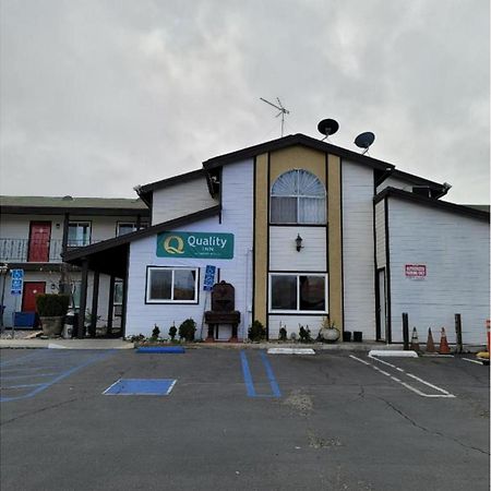 Hotel Avenida Victorville I 15 מראה חיצוני תמונה