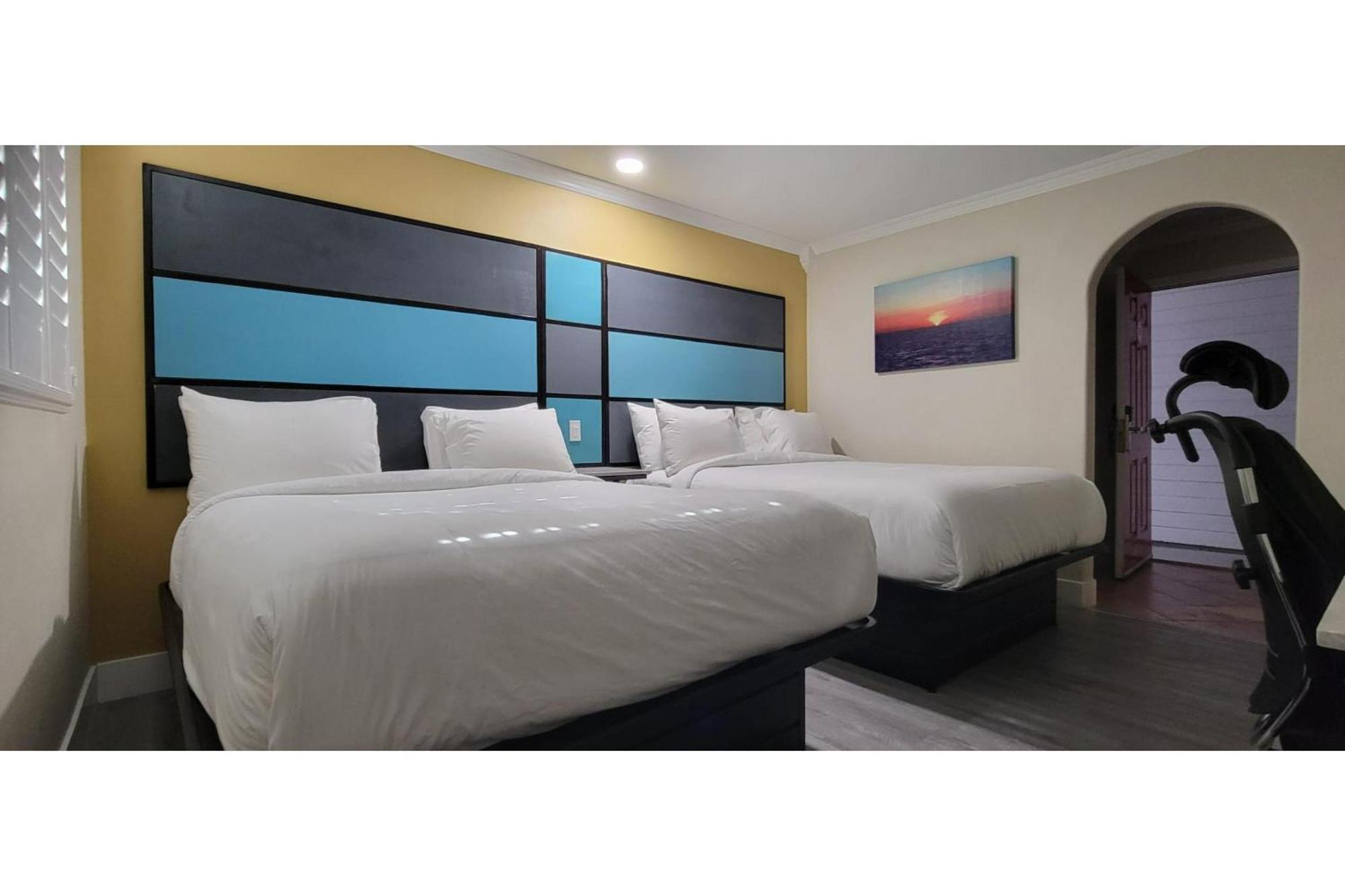 Hotel Avenida Victorville I 15 מראה חיצוני תמונה