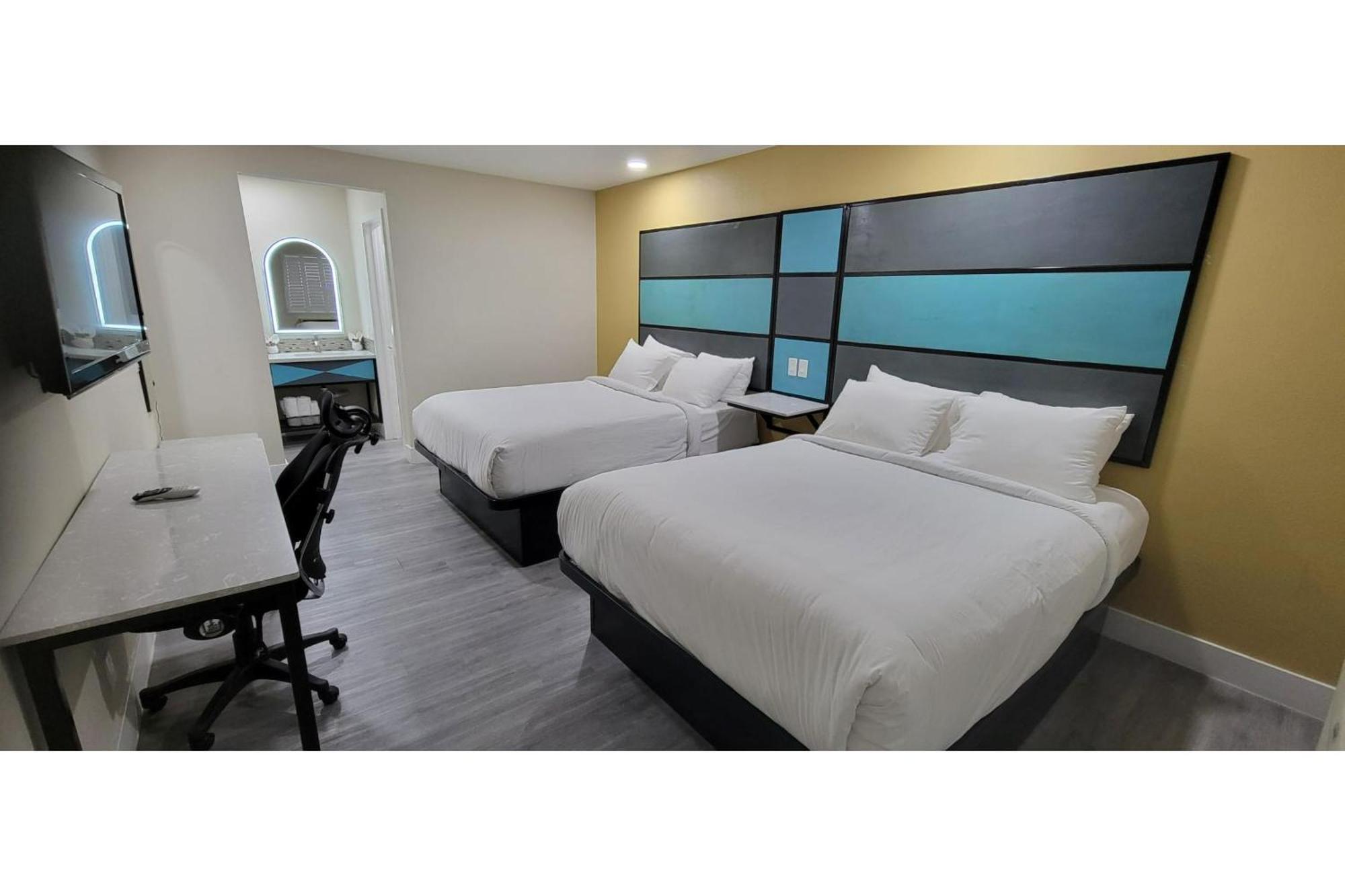 Hotel Avenida Victorville I 15 מראה חיצוני תמונה